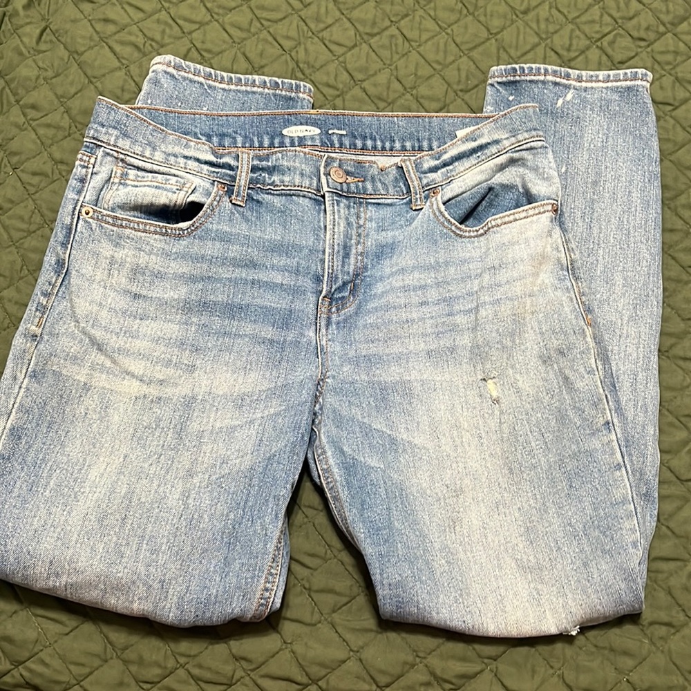Boyfriend Jeans With White Accent